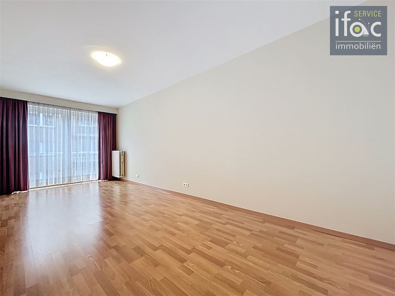 Uitstekend gelegen appartement met 2 slaapkamers