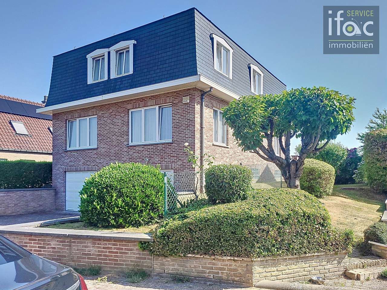 Fantastisch gelegen villa met panoramisch uitzicht