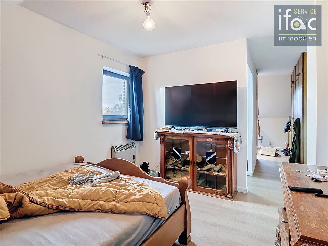 Huis met 4 slpks, 2 badk., tuin en garage