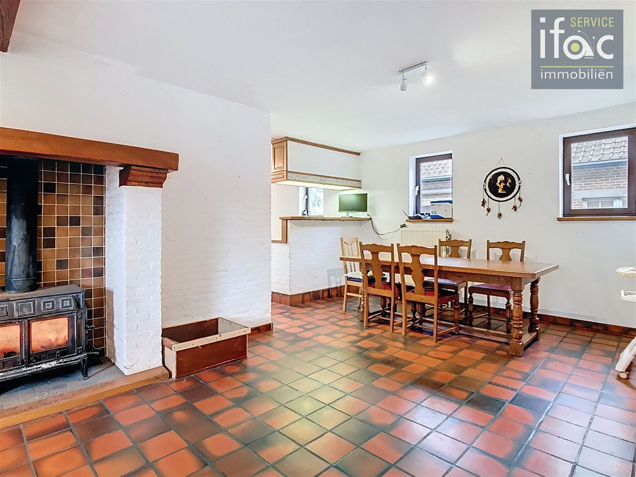 Huis met 4 slpks, 2 badk., tuin en garage