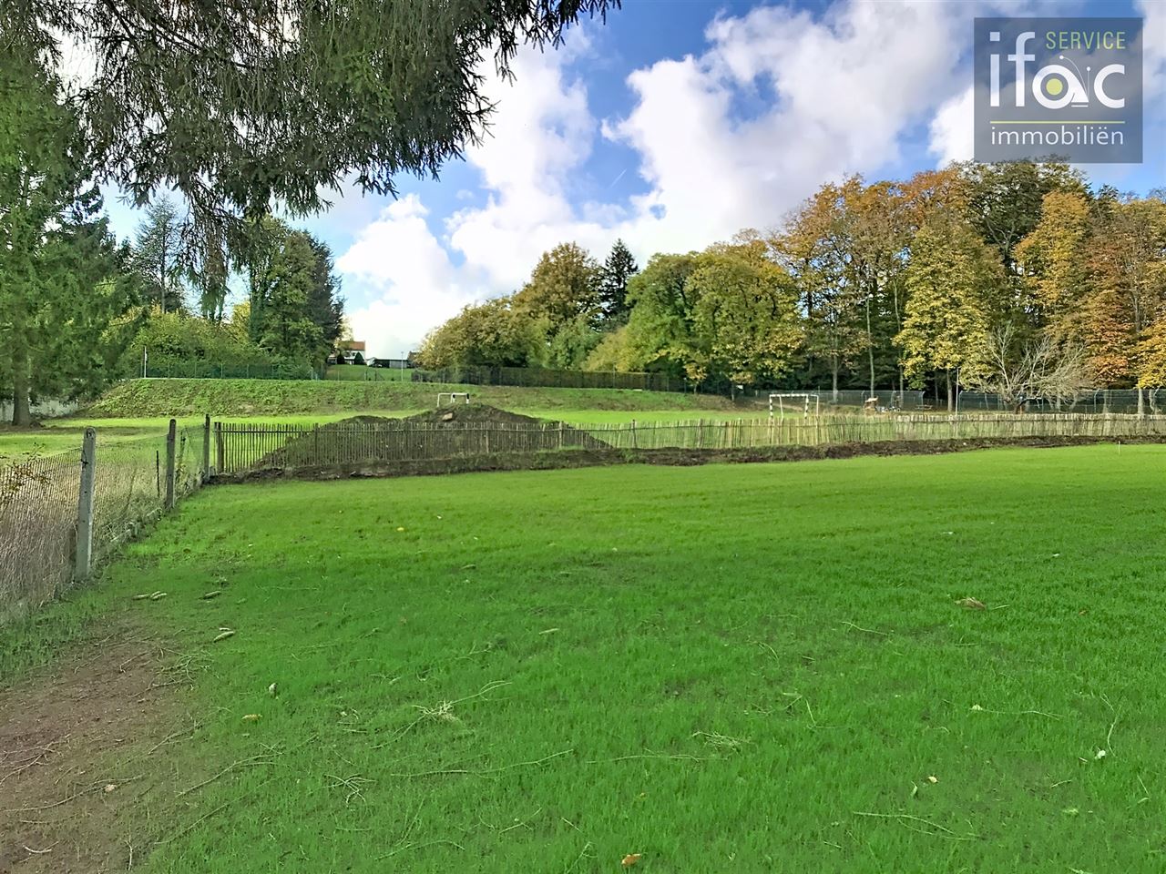 Nieuwbouwwoning met 4 slaapkamers, 2 badkamers en tuin.