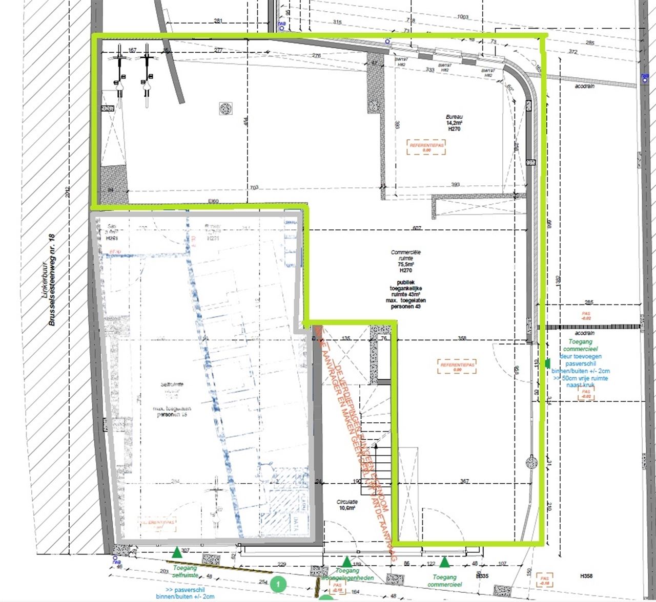 Commercial ground floor with parking.