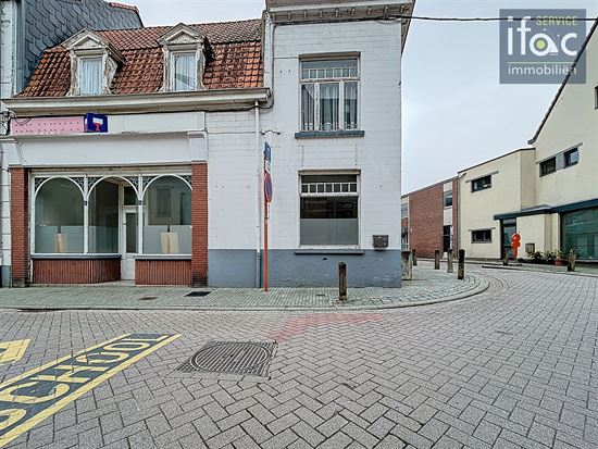 Handelspand met woonst op toplocatie in centrum Tervuren.