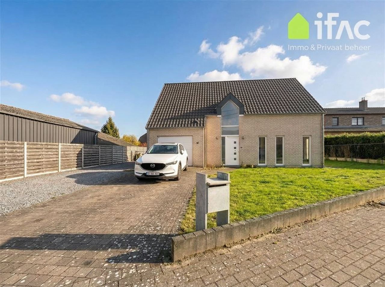 DORPSTRAAT 703A LEEFDAAL