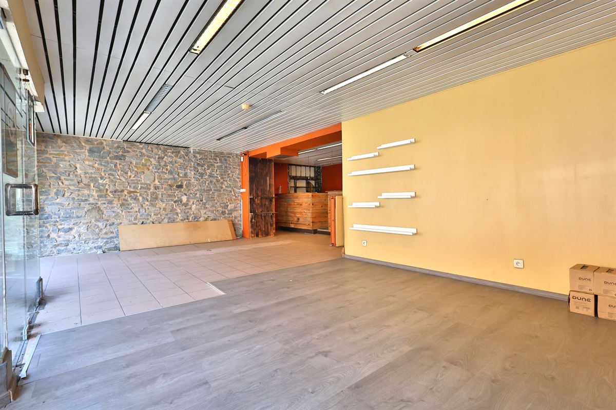 Remouchamps - à vendre - Rez commercial et duplex