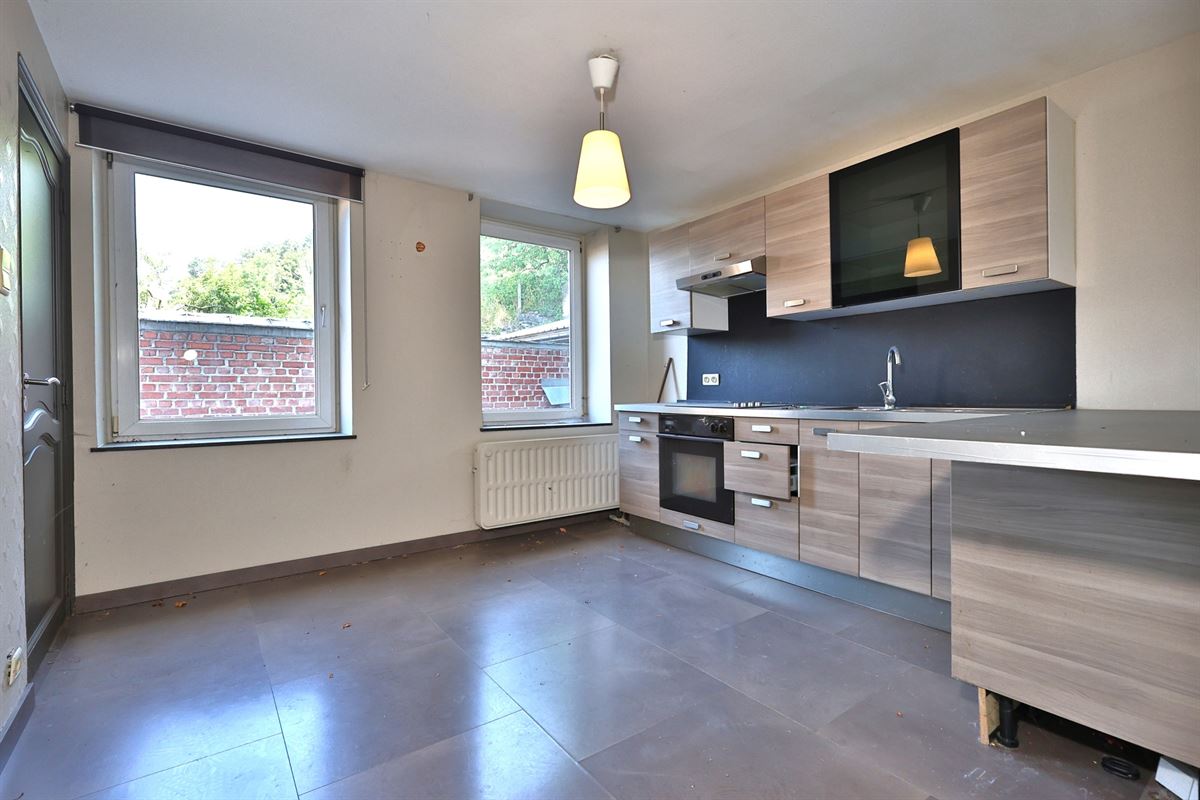 Remouchamps - à vendre - Rez commercial et duplex