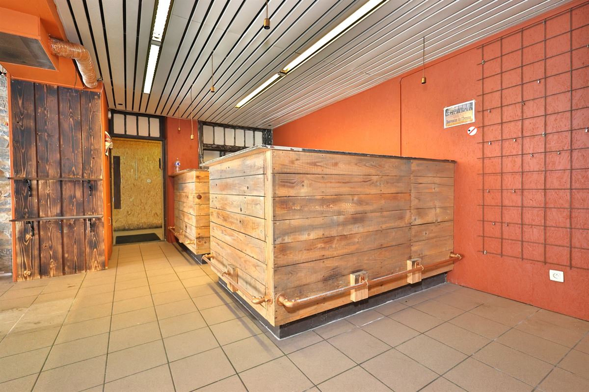 Remouchamps - à vendre - Rez commercial et duplex