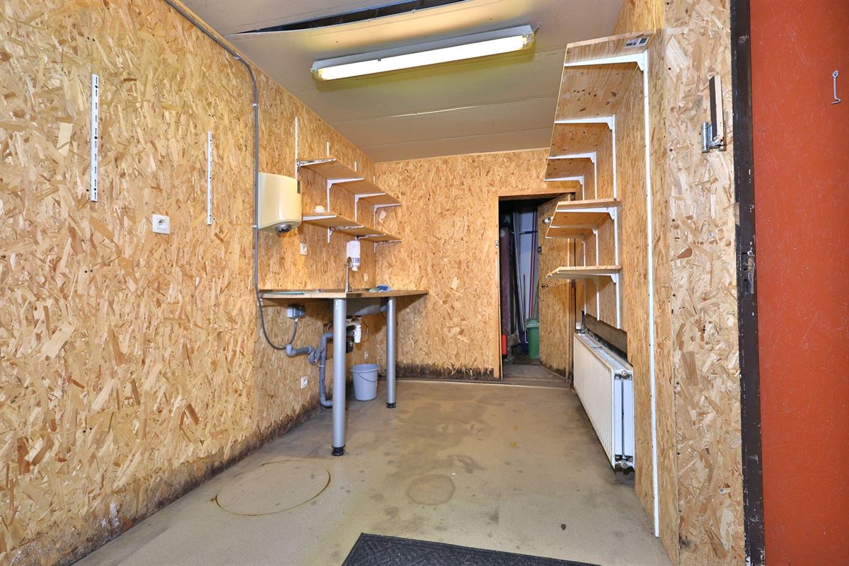 Remouchamps - à vendre - Rez commercial et duplex