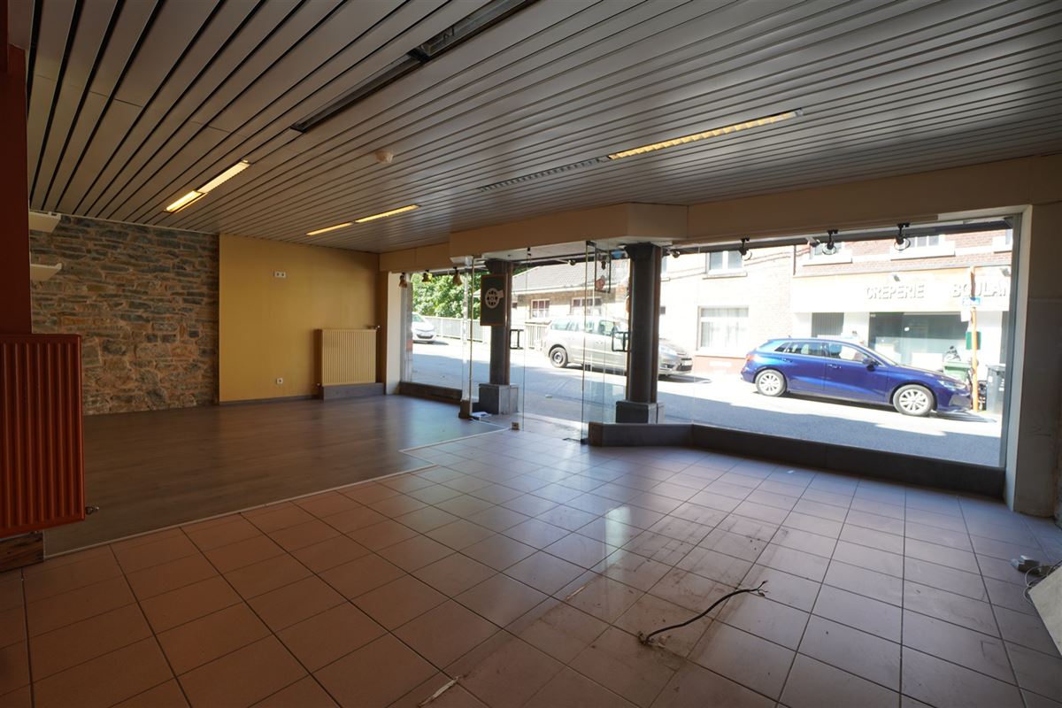 Remouchamps - à vendre - Rez commercial et duplex