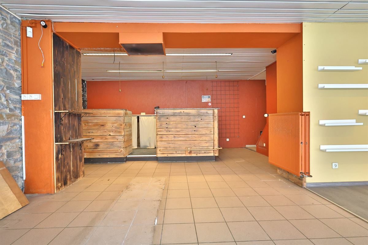 Remouchamps - à vendre - Rez commercial et duplex