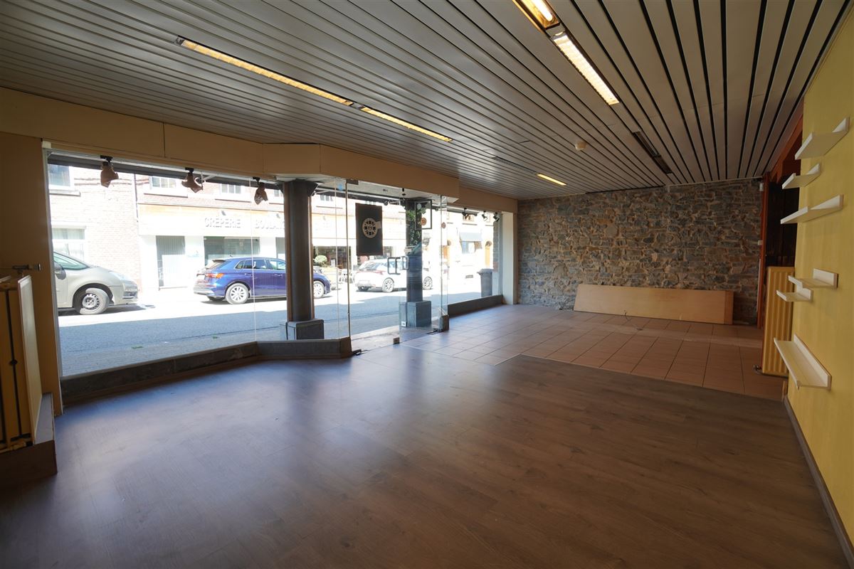 Remouchamps - à vendre - Rez commercial et duplex