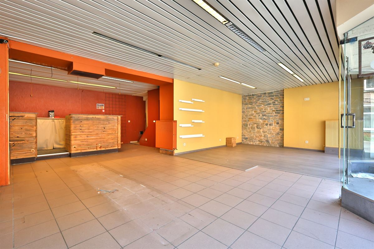 Remouchamps - à vendre - Rez commercial et duplex
