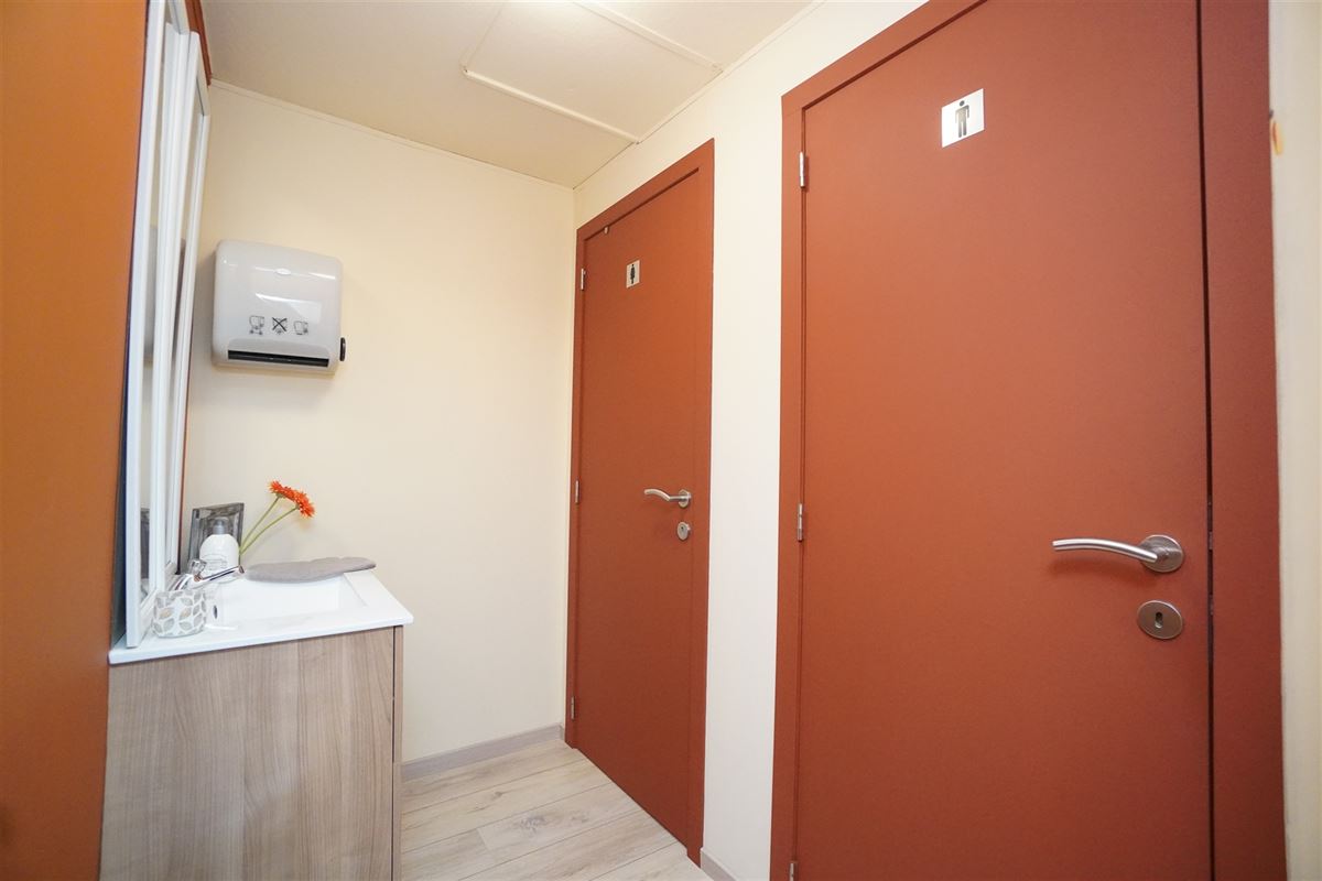 Remouchamps - à vendre - Rez commercial et duplex