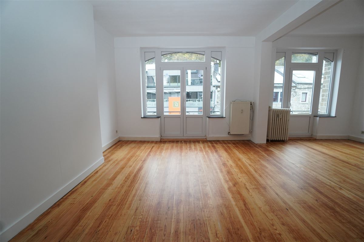 Remouchamps - Á Louer - Appartement deux chambres