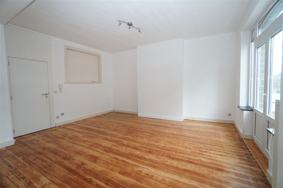 Remouchamps - Á Louer - Appartement deux chambres