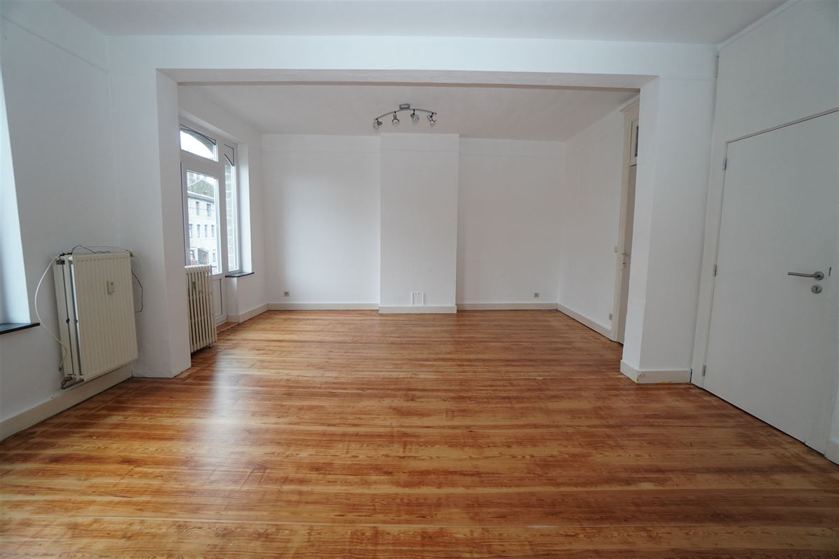 Remouchamps - Á Louer - Appartement deux chambres