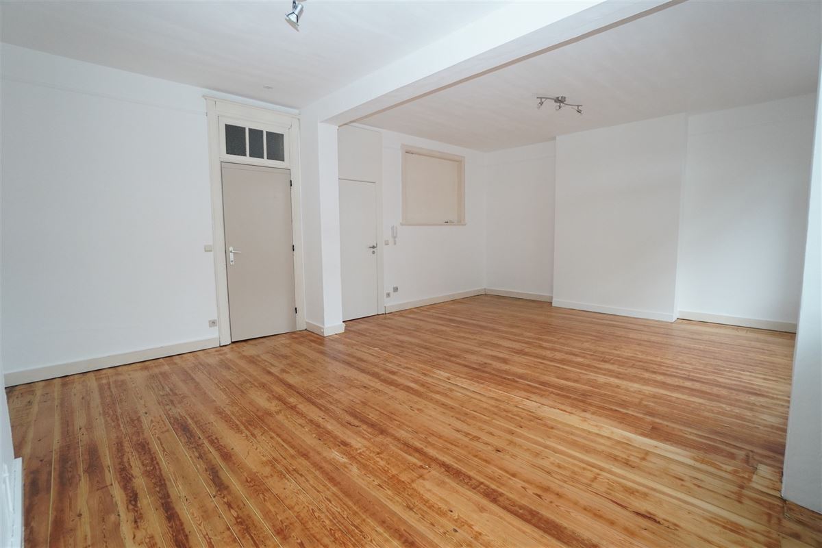 Remouchamps - Á Louer - Appartement deux chambres