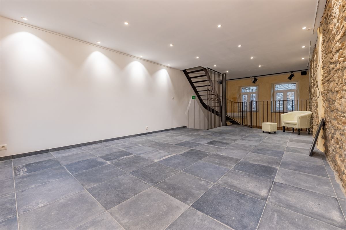 Aywaille-centre - Immeuble rénové à usage commercial/professionnel