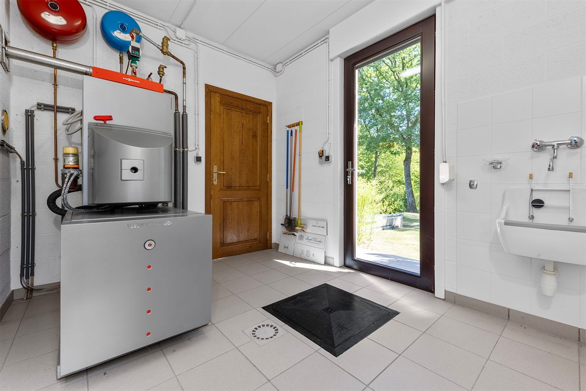 Maison plain pied - 5 chambres - Hogne