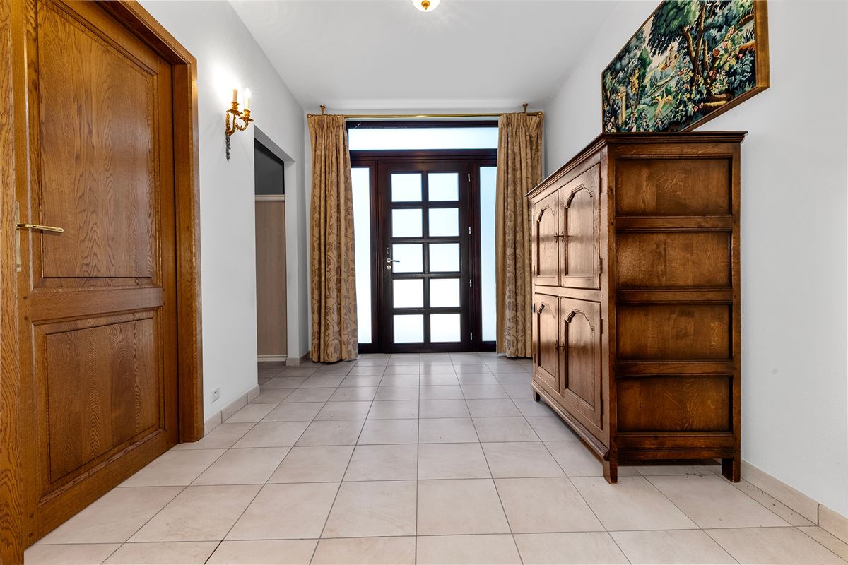 Maison plain pied - 5 chambres - Hogne