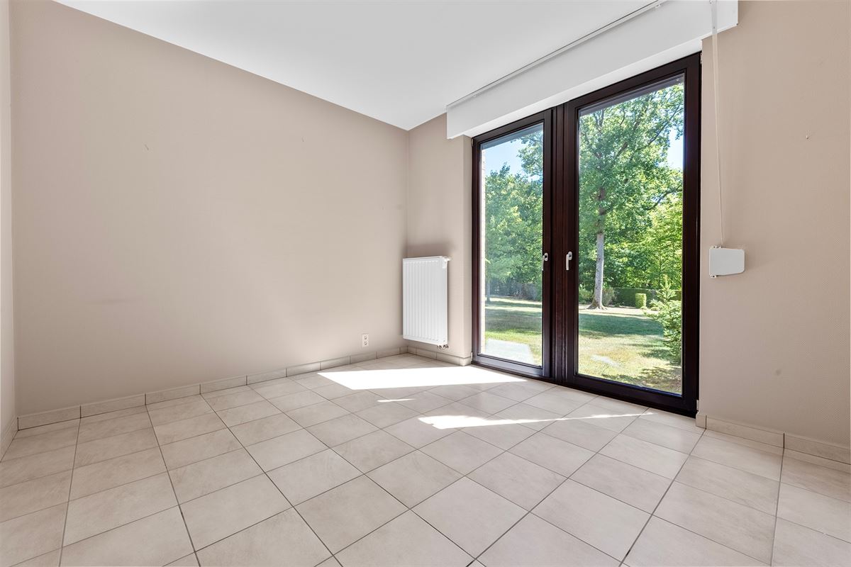 Maison plain pied - 5 chambres - Hogne