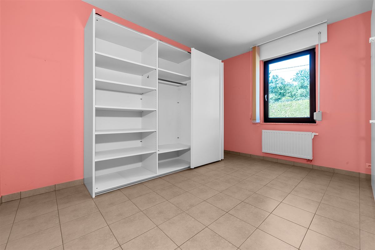 Maison plain pied - 5 chambres - Hogne