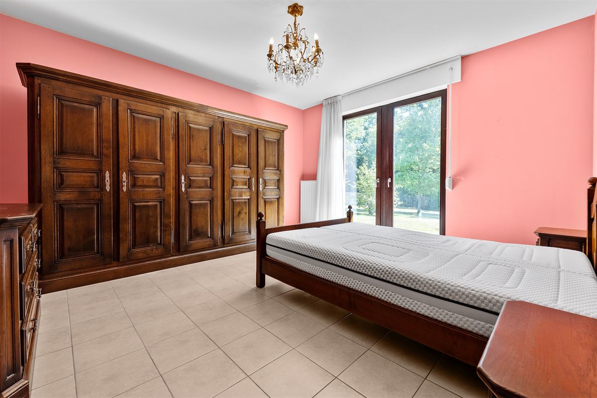 Maison plain pied - 5 chambres - Hogne