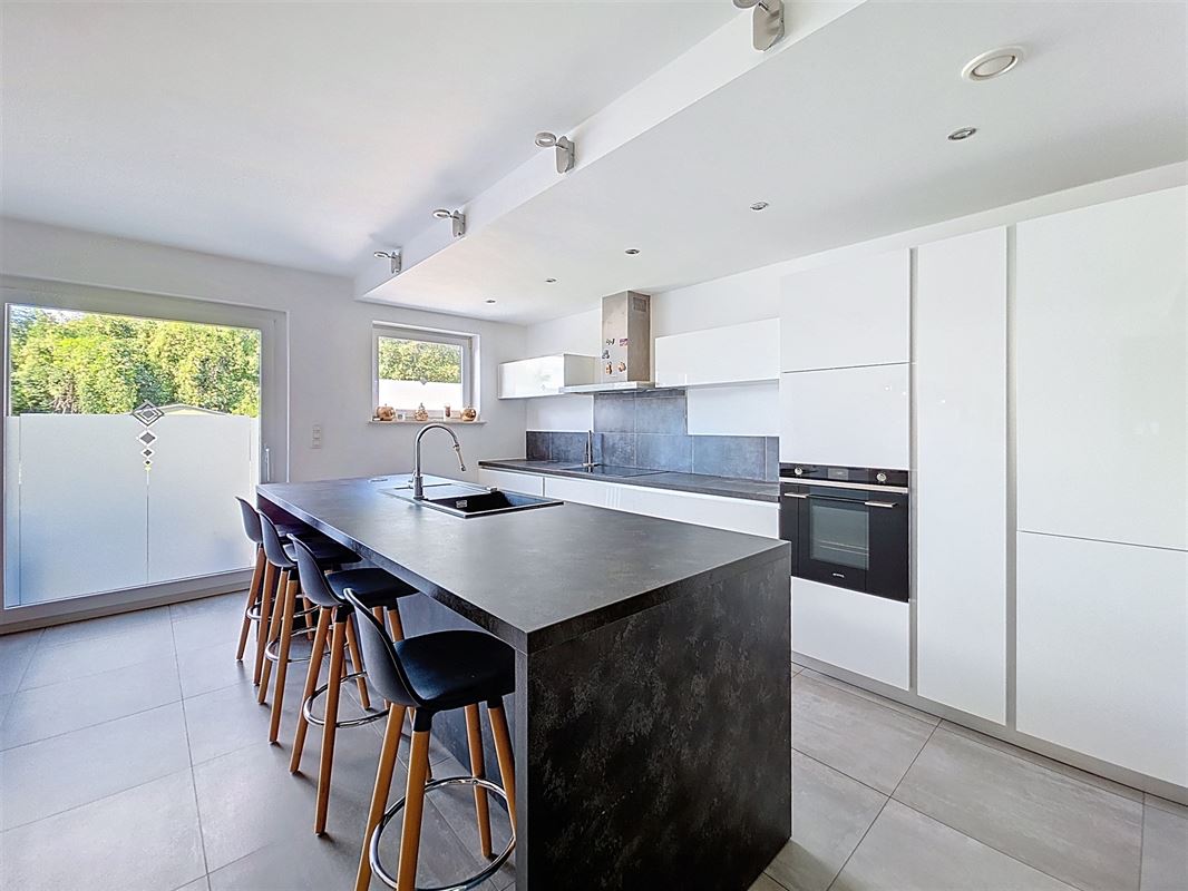 ***SOUS COMPROMIS - PLUS DE VISITES***