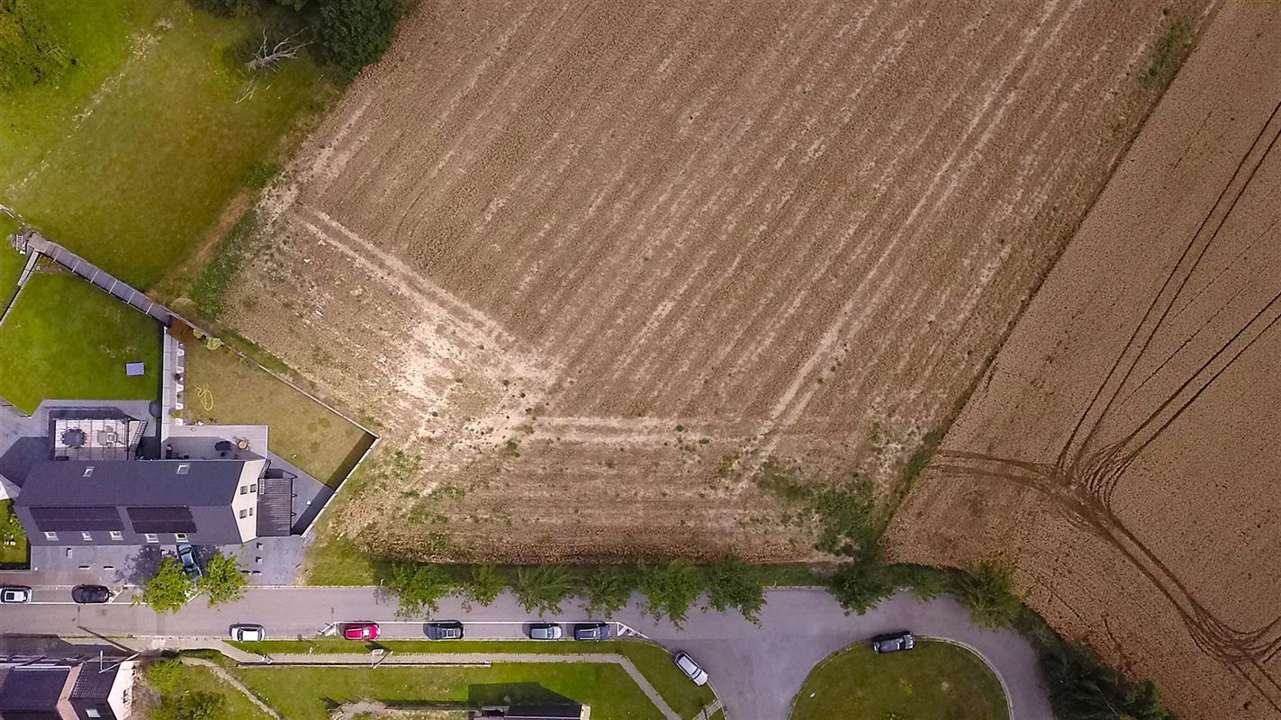 TERRAIN A BÂTIR/TERRAIN DE PROJET