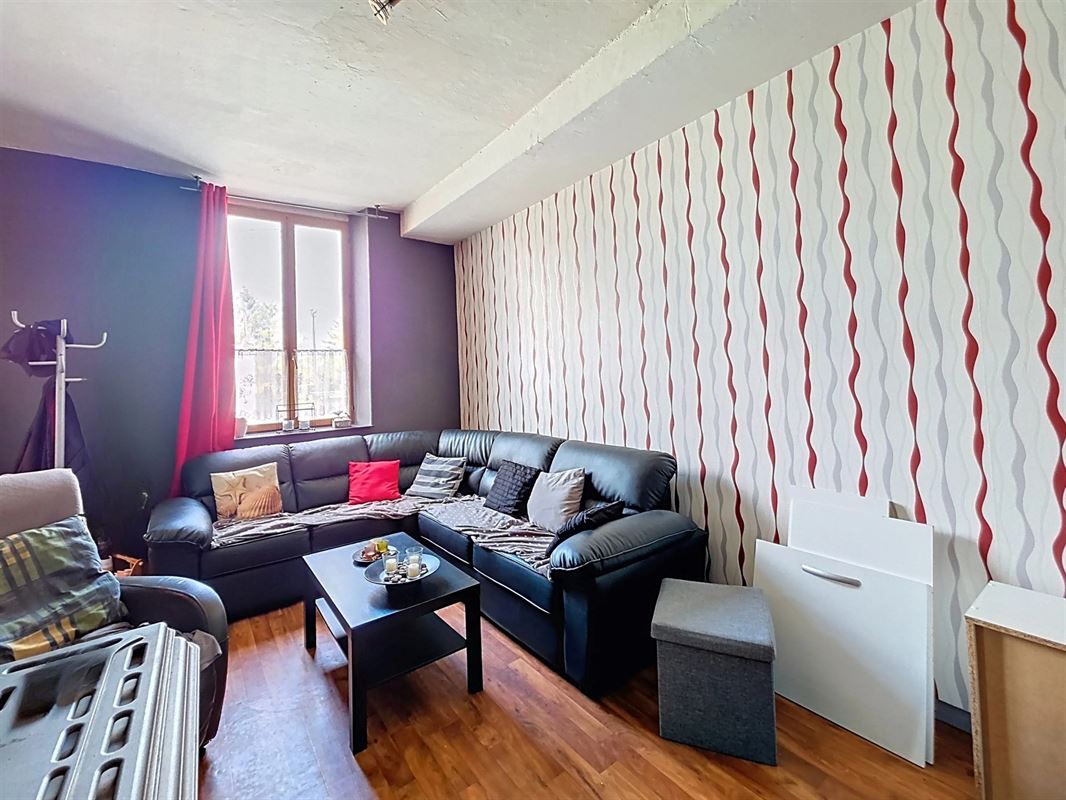 Spacieuse maison de rangée à rénover