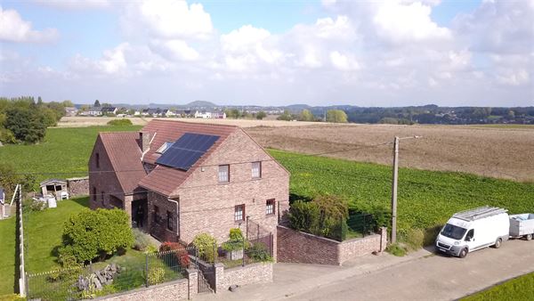Spacieuse villa 4ch à la campagne