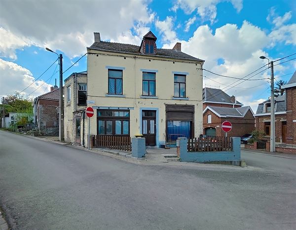 Spacieuse maison 3 ch à rénover