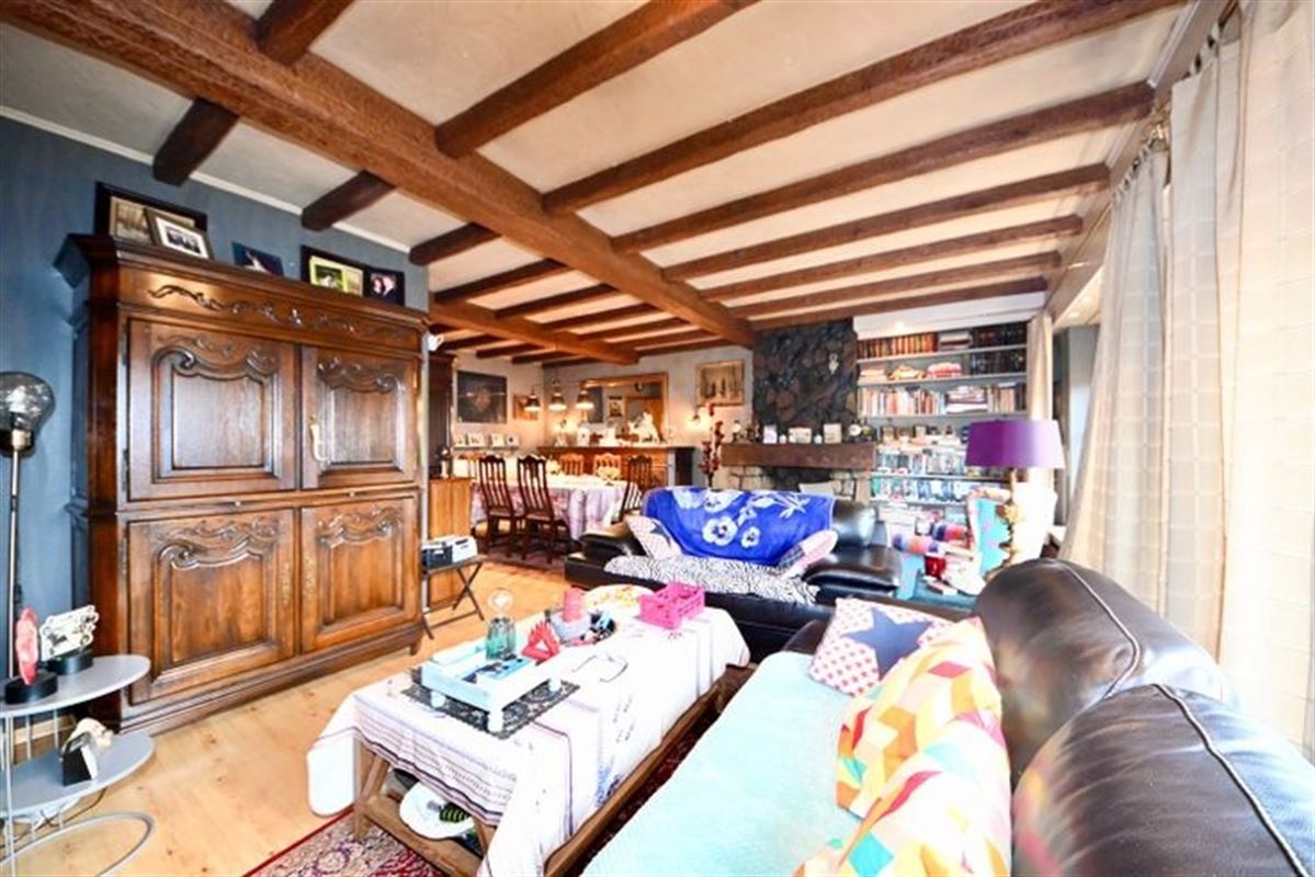 Te renoveren laagbouw met 3 slaapkamers, tuin en garage. 