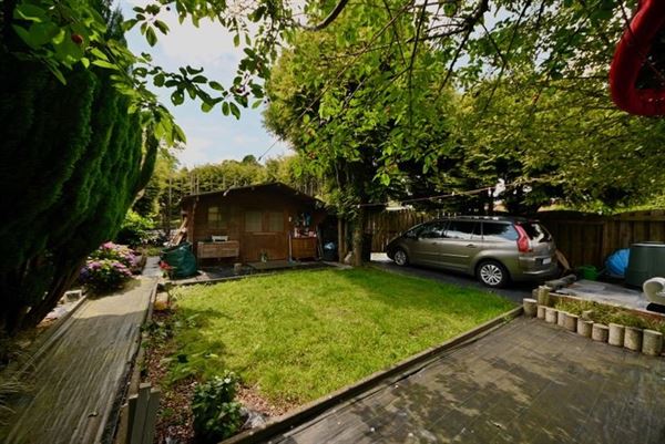 Duplex appartement met 3 slpk, tuin en 2 staanplaatsen