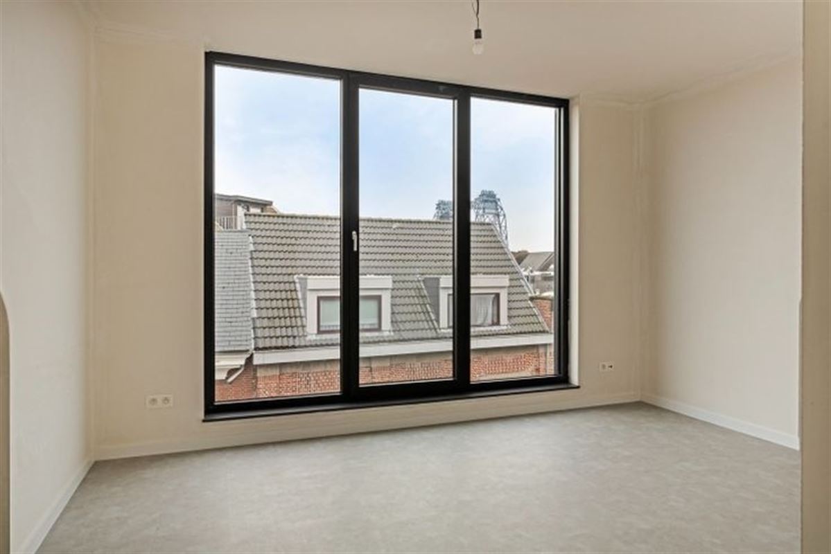 Nieuwbouwappartement met 2 slaapkamers en lift in centrum