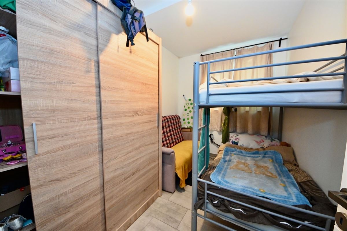 Gelijkvloers appartement met 2 slaapkamers en terras. 