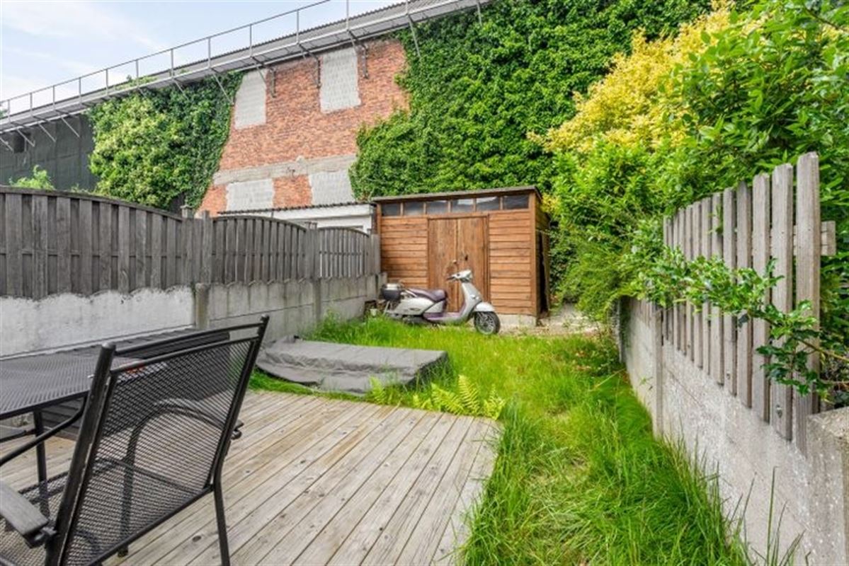 Woning met 2 slaapkamers en tuin.