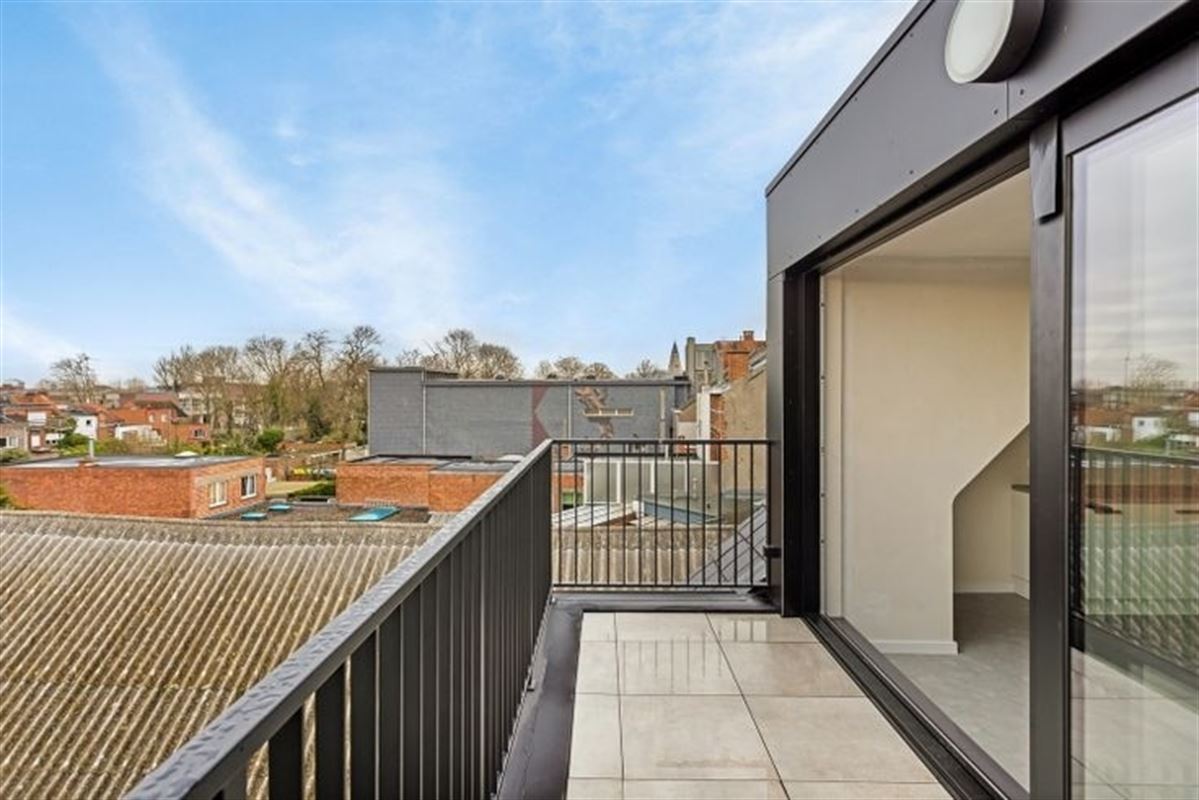 Nieuwbouwappartement met 2 slaapkamers en lift in centrum