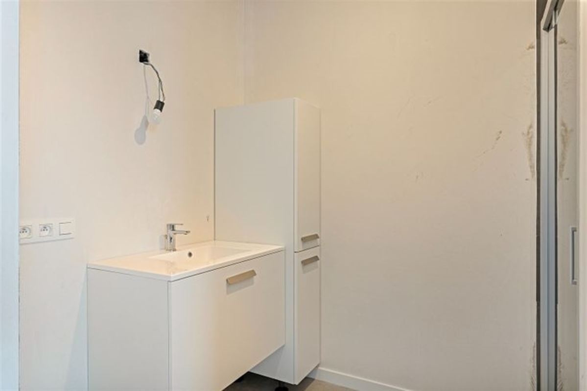 Nieuwbouwappartement met 2 slaapkamers en lift in centrum