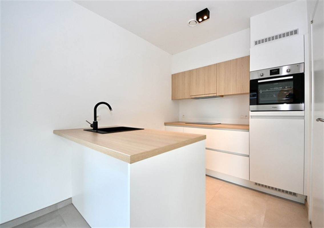 Appartement met 2 slaapkamers, tuin en staanplaats. 