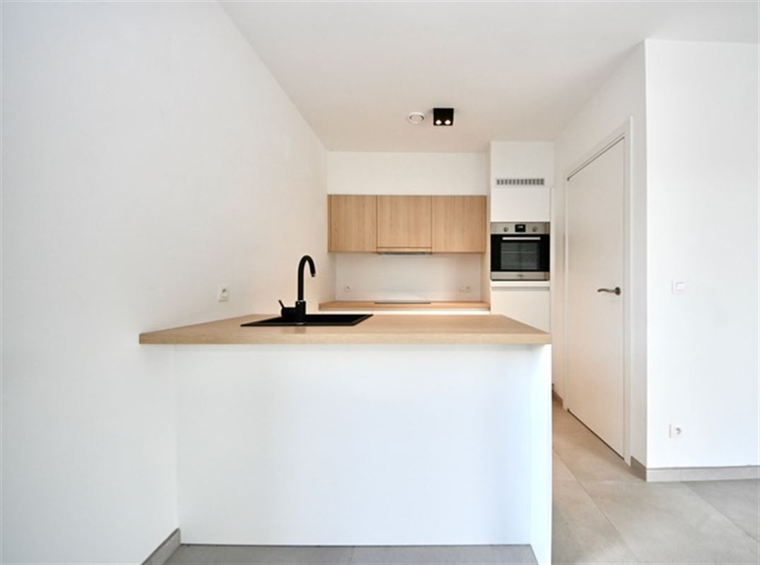 Appartement met 2 slaapkamers, tuin en staanplaats. 
