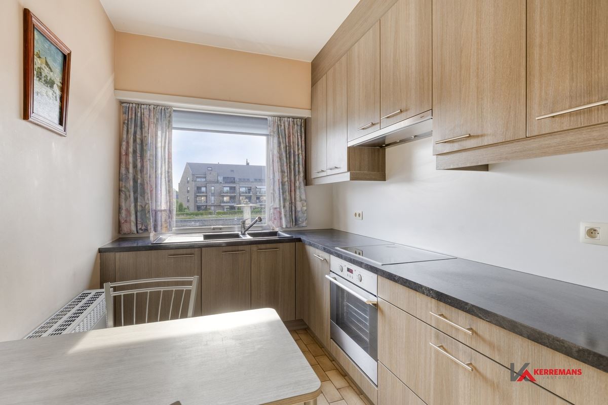 Appartement met 2 slaapkamers, terras en garage. 
