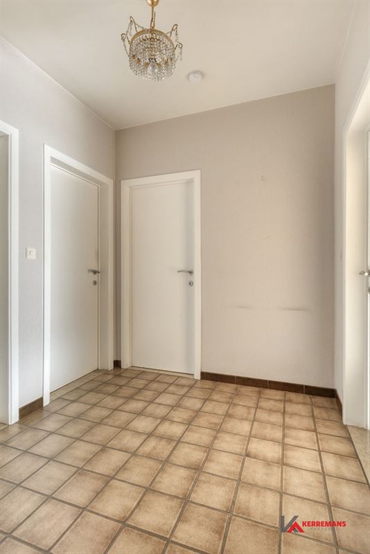 Appartement met 2 slaapkamers, terras en garage. 