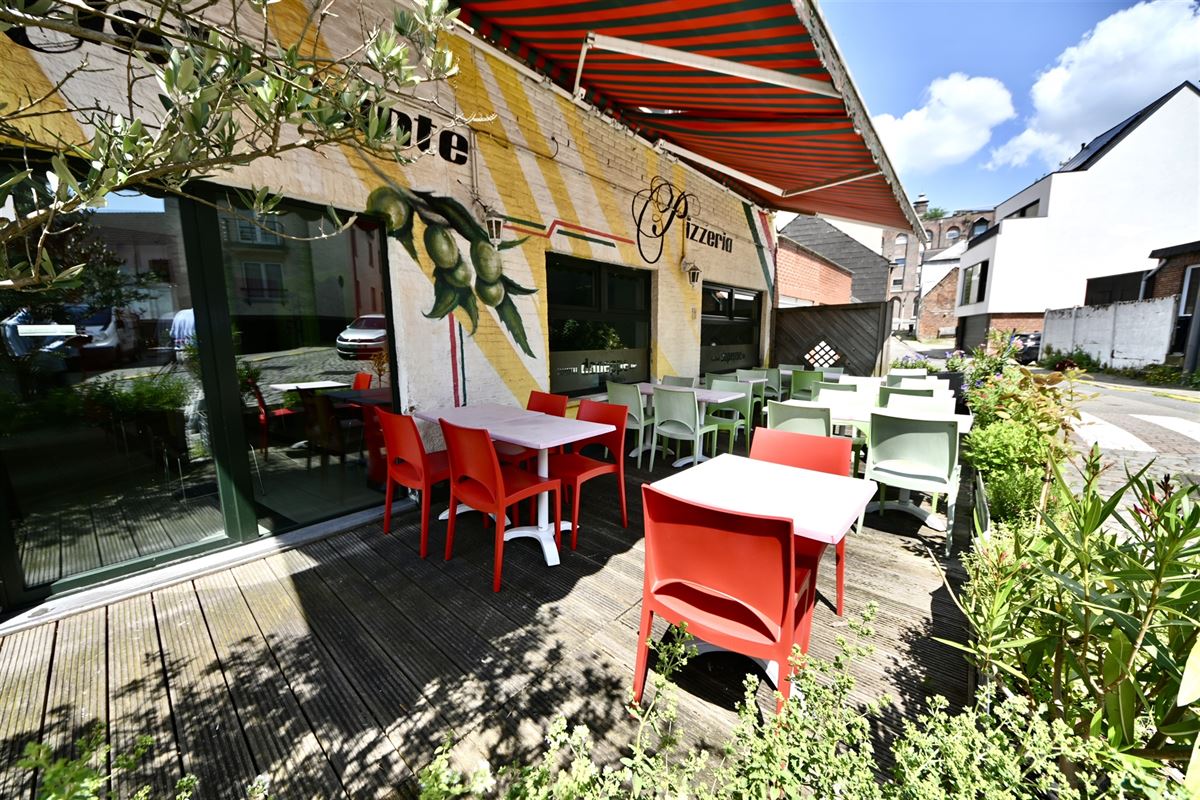 Handelspand met restaurant en appartement