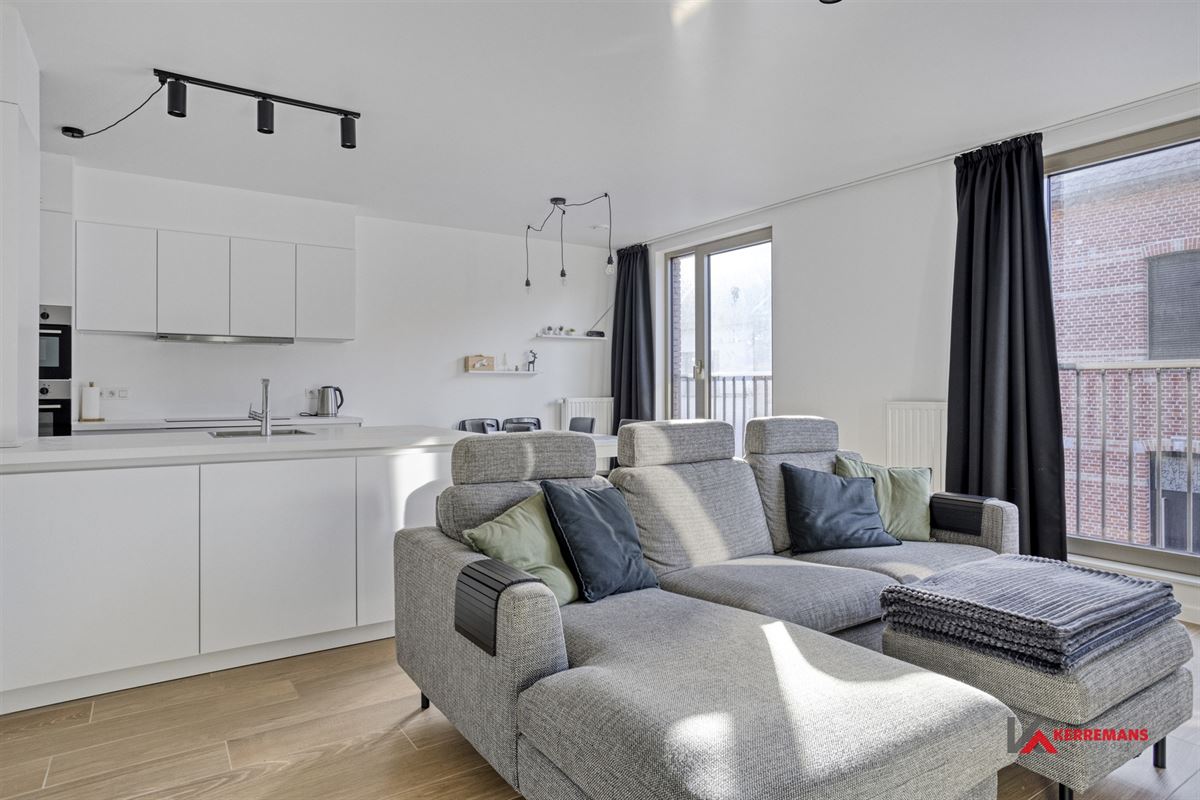 Energiezuinig appartement met 2 slaapkamers en terras.