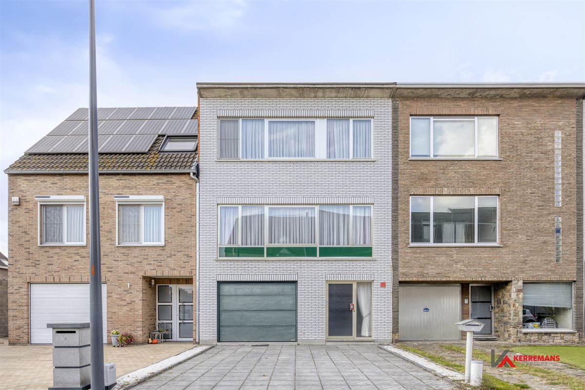 Ruime Woning met 3 slaapkamers, tuin en garage.