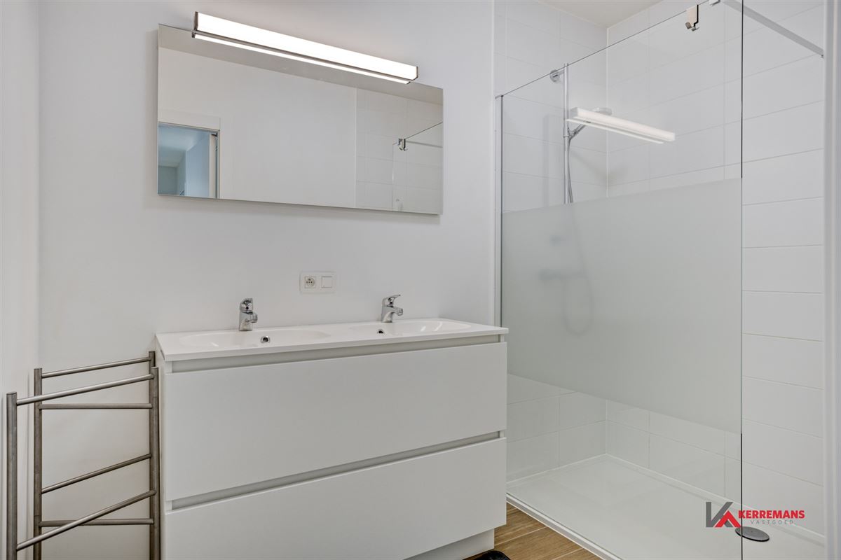 Energiezuinig appartement met 2 slaapkamers en terras.