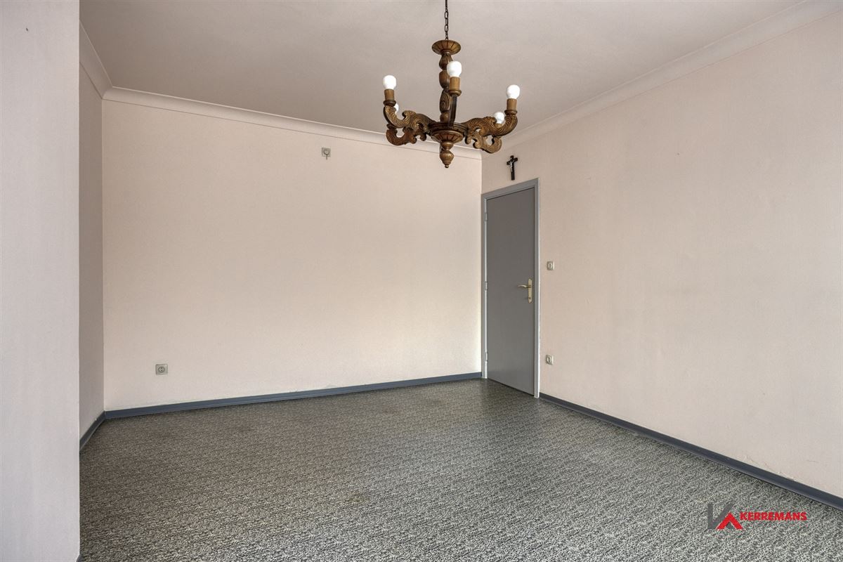 Ruime Woning met 3 slaapkamers, tuin en garage.