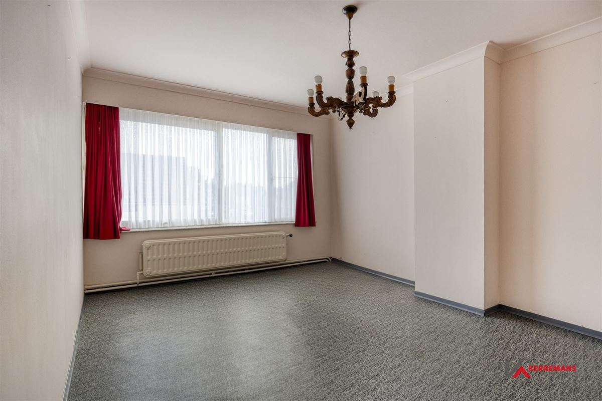 Ruime Woning met 3 slaapkamers, tuin en garage.