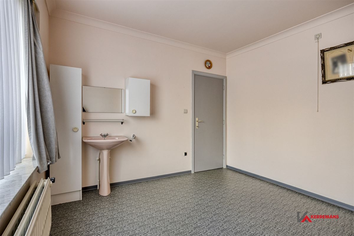 Ruime Woning met 3 slaapkamers, tuin en garage.